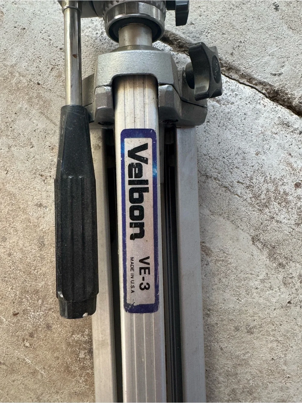VE-3 Silver Aluminum Camera Tripod with Pan Handle